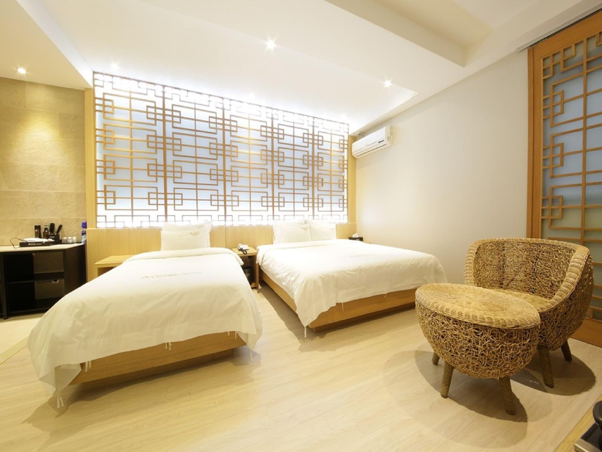 Almond Hotel Busan Station Exteriör bild